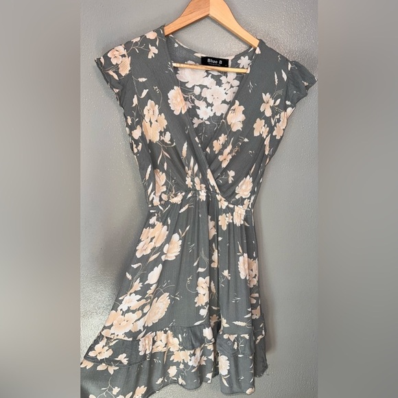 Bundle & save 30% off 2+ items​​​ - Picture 2 of 8